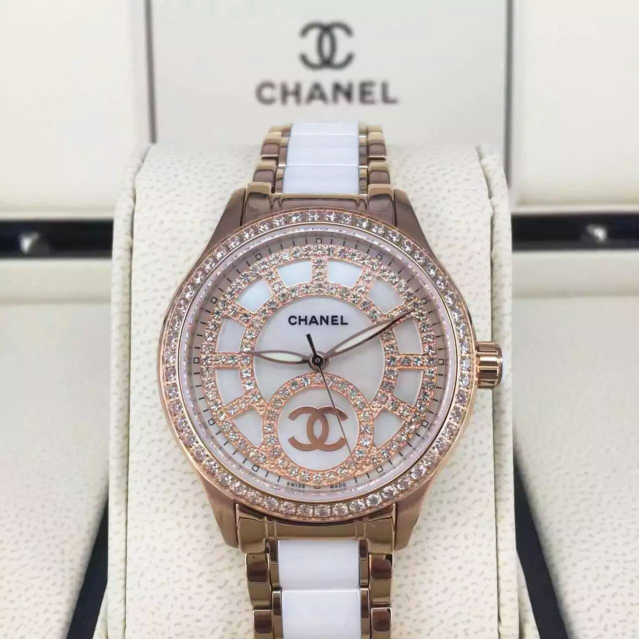 3A香奈兒 Chanel 滿天星系列女士腕錶 搭載進口全自動機械機芯 珍珠母貝環繞120顆璀璨鉆石