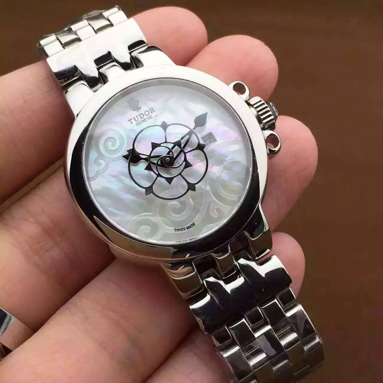 3A帝舵 TUDOR 玫瑰系列新品上市 搭載進口機械機芯 貝母錶盤設計 玫瑰形秒針