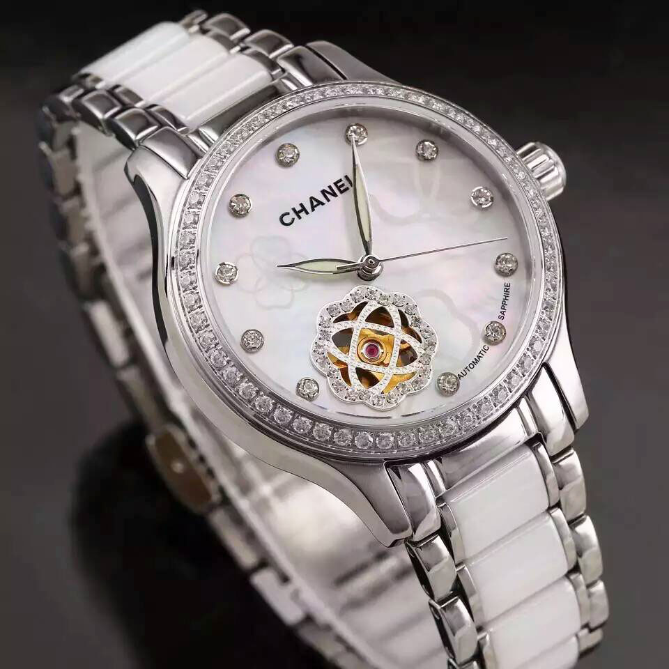 3A香奈兒 Chanel 最新款鏤空系列女士腕錶 搭載進口82S0全自動機械機芯 珍珠貝殼面 工藝獨特
