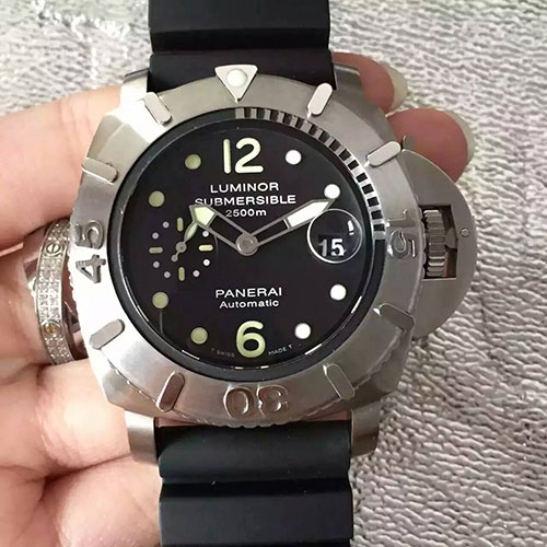 3A沛納海 Panerai 珍藏限量款Luminor Submersible系列pam00285自動機械腕錶