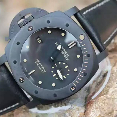 3A沛納海Pam607，藍寶石水晶玻璃 牛皮帶-刻有 PANERAI 標示的真皮錶帶-配大碼磨砂精鋼錶扣