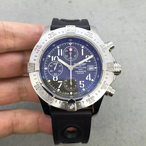 3A百年靈 Breitling 復仇者系列 搭載7750計時機芯 直徑44mm