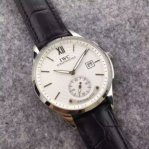 3A萬國 IWC 最新版飛行員馬克系列 搭載瑞士2824自動機械機芯 藍寶石防刮花玻璃 針扣